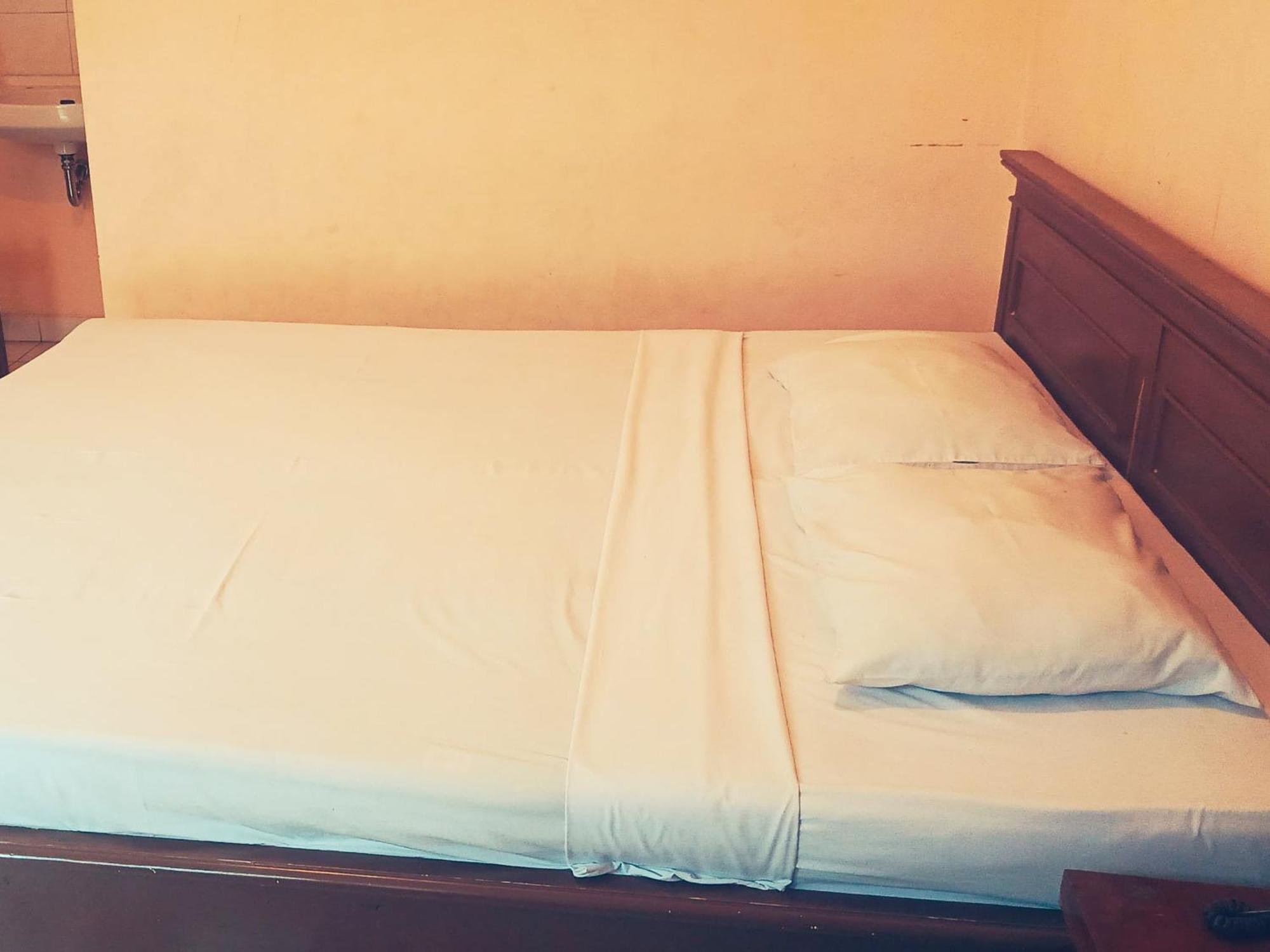 Hotel Wijaya פורווקרטו מראה חיצוני תמונה