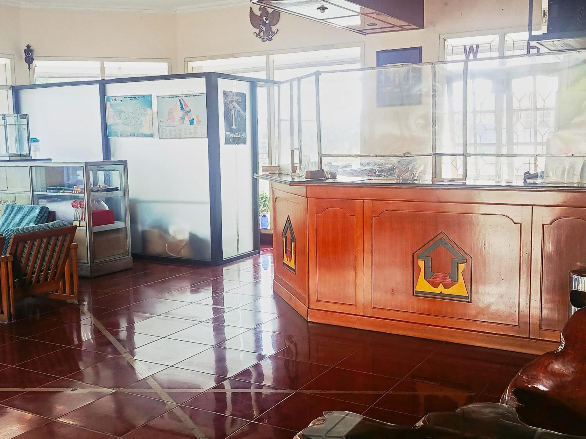 Hotel Wijaya פורווקרטו מראה חיצוני תמונה